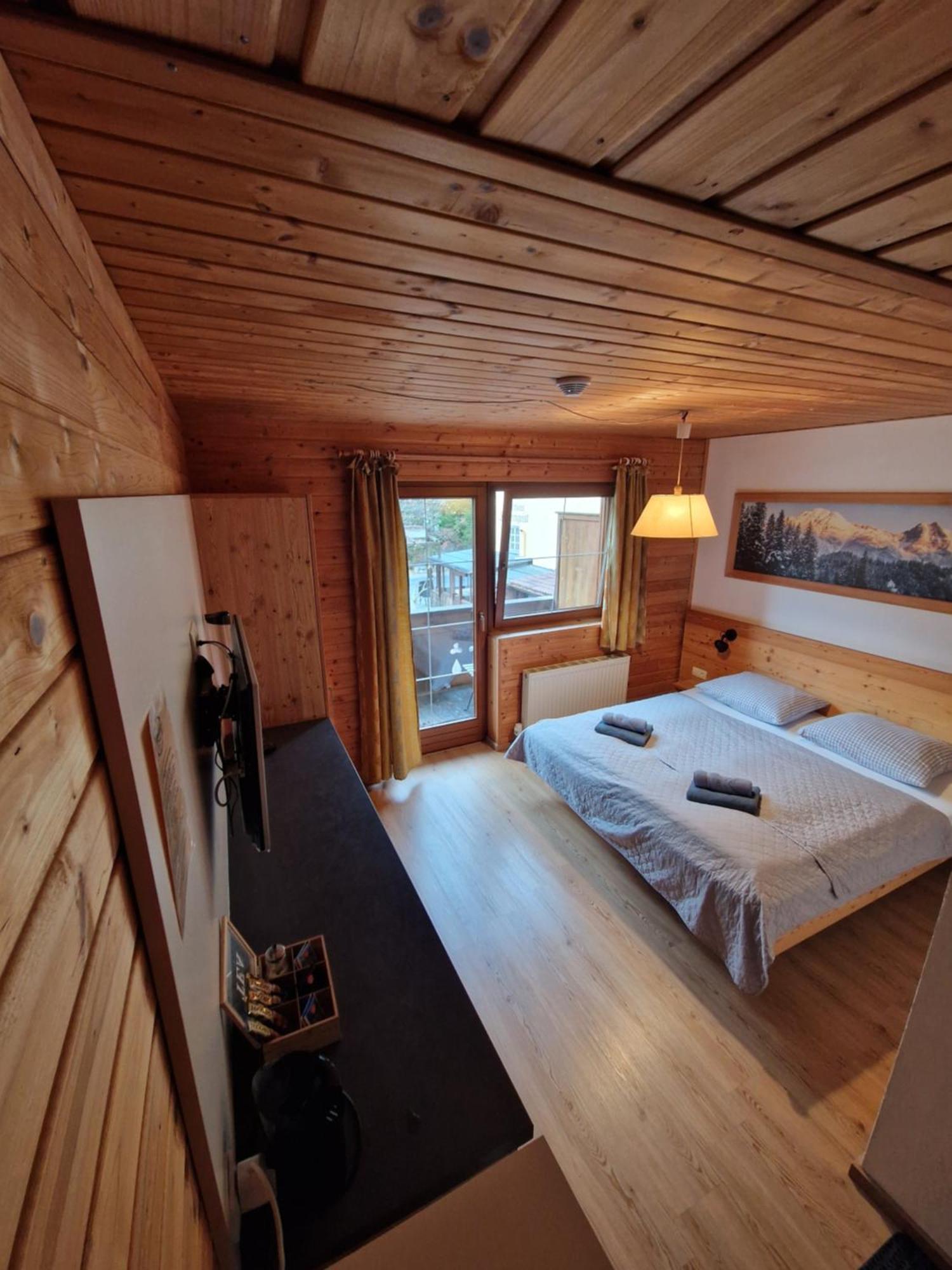 Bed and Breakfast Garni Baerenwirt à Leutasch Extérieur photo